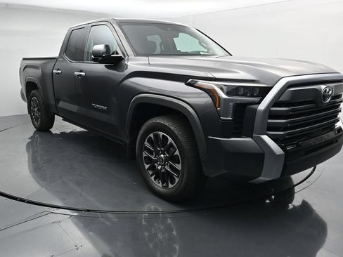 Used 2022 Toyota Tundra Limited AWD/4WD image 2