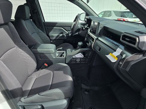 New 2025 Toyota Tacoma SR5 image 31