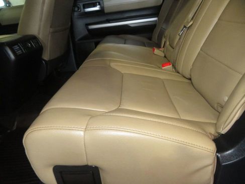 Used 2017 Toyota Tundra Limited w/ Limited Premium Package AWD/4WD image 29