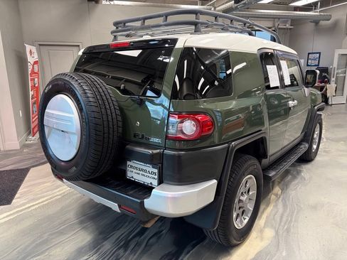 Used 2012 Toyota FJ Cruiser 4WD w/ Upgrade Pkg image 34