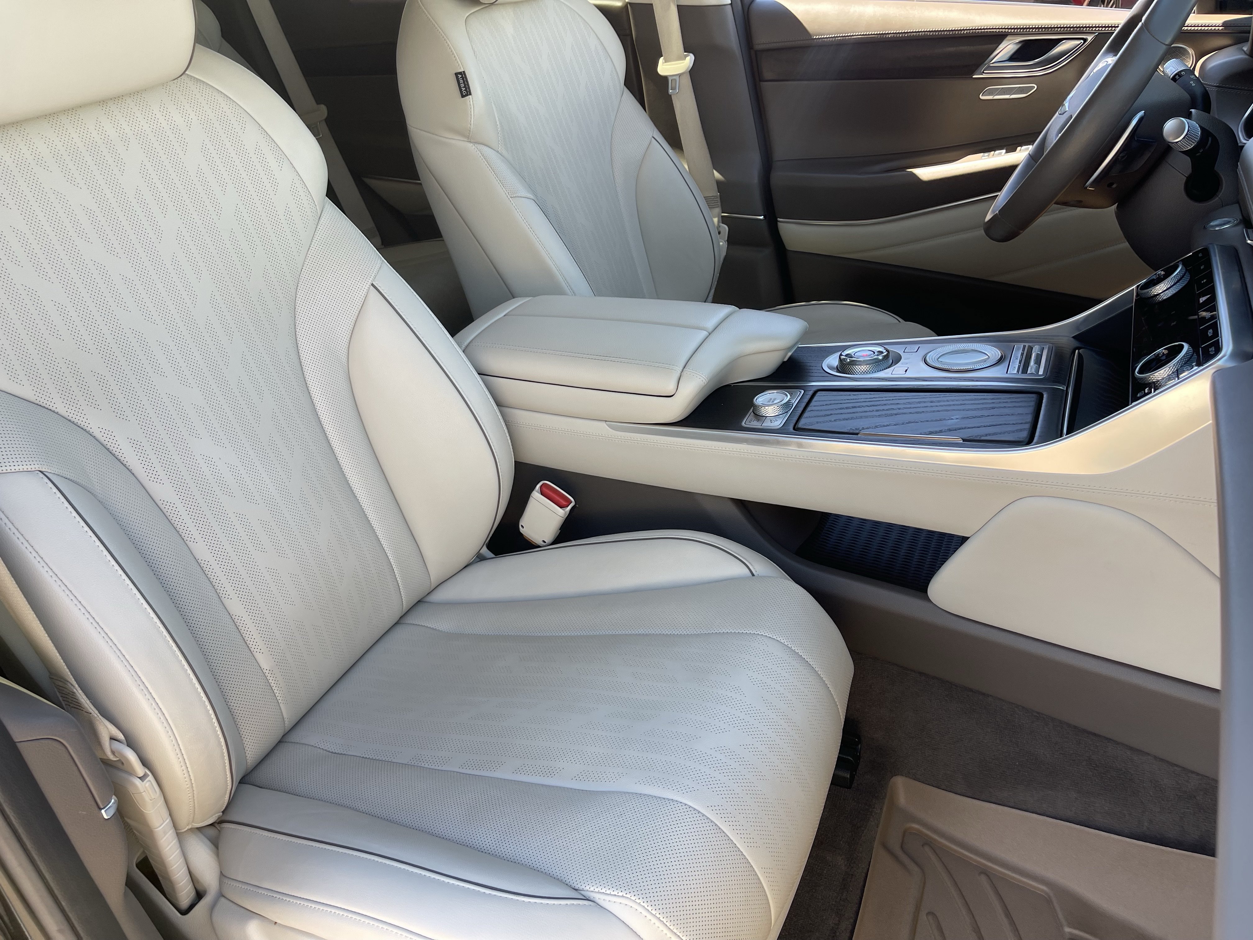 Used 2021 Genesis GV80 3.5T w/ Advanced Package 06 AWD/4WD image 9