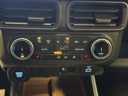 Used 2022 Ford Maverick Lariat w/ Lariat Luxury Package image 29