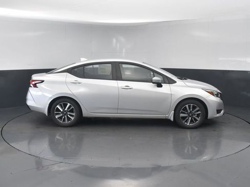 New 2025 Nissan Versa SV w/ Trunk Package image 4