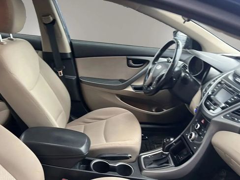 Used 2016 Hyundai Elantra Value Edition image 19