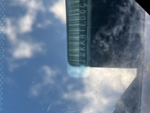 Used 2012 GMC Acadia Denali image 3