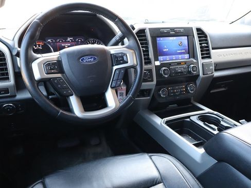 Used 2021 Ford F250 Lariat w/ FX4 Off-Road Package AWD/4WD image 4