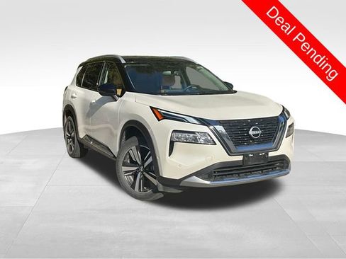Certified 2023 Nissan Rogue Platinum w/ Platinum Premium Package AWD/4WD image 1