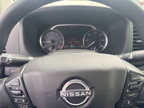Used 2024 Nissan Frontier S w/ Technology Package AWD/4WD image 14
