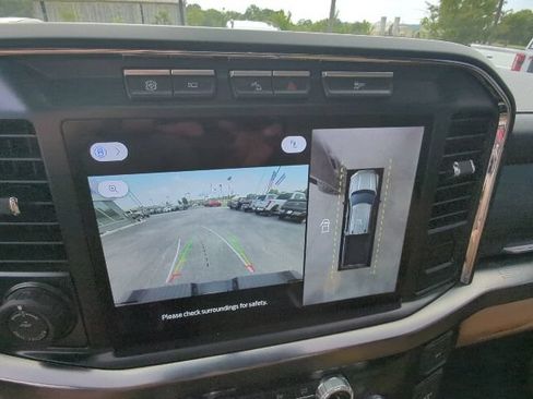 Used 2024 Ford F250 Lariat w/ Lariat Ultimate Package AWD/4WD image 24