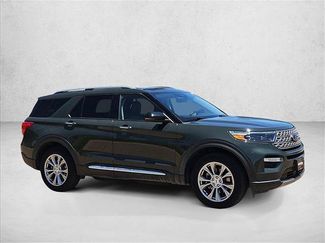 Used 2022 Ford Explorer Limited w/ Equipment Group 301A AWD/4WD video 3