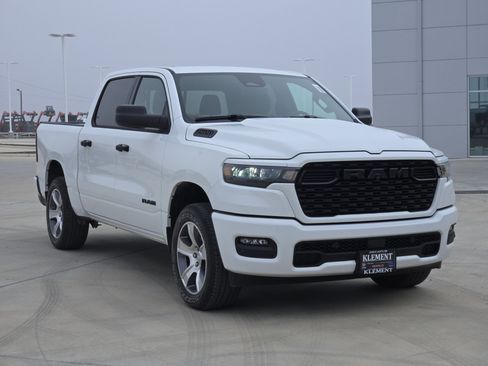 New 2026 RAM 1500 Express image 2