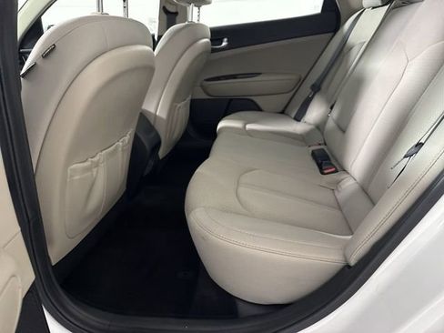 Used 2018 Kia Optima LX w/ 17" Alloy Wheels Package image 21