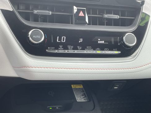 Used 2025 Toyota Corolla FX w/ Convenience Package FWD image 25
