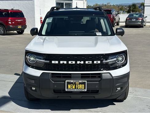 New 2025 Ford Bronco Sport Outer Banks w/ Outer Banks Tech Package+ image 2