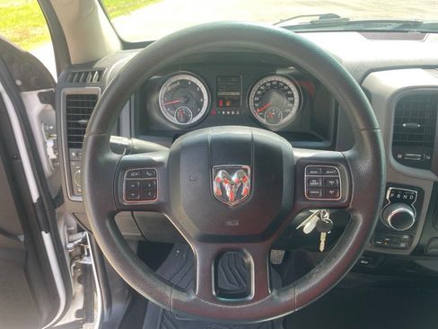 Used 2019 RAM 1500 Express w/ Express Value Package AWD/4WD image 22