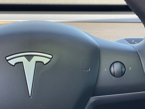 Used 2019 Tesla Model 3 Standard Range Plus image 20