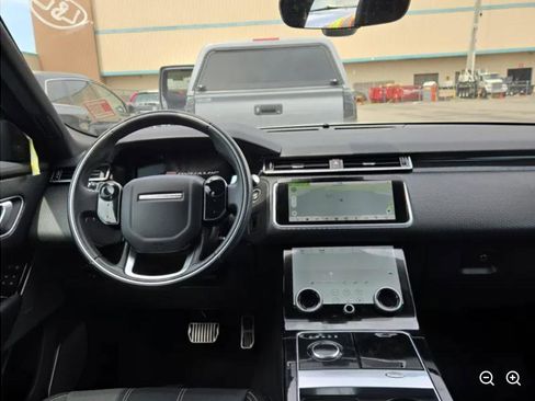Used 2019 Land Rover Range Rover Velar R-Dynamic SE AWD/4WD image 9