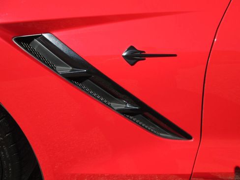 Used 2014 Chevrolet Corvette Stingray Z51 2dr Coupe w/ 3LT Preferred Equipment Group image 38