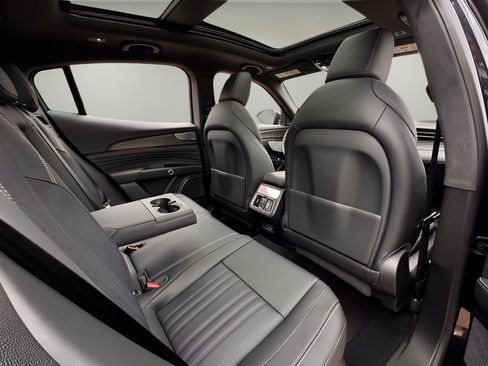 New 2025 Maserati Grecale Modena AWD/4WD image 15