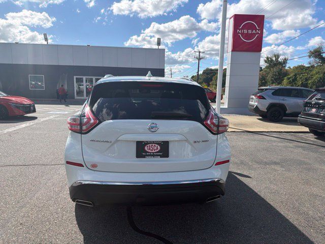 Used 2018 Nissan Murano SV w/ Premium Package AWD/4WD image 6