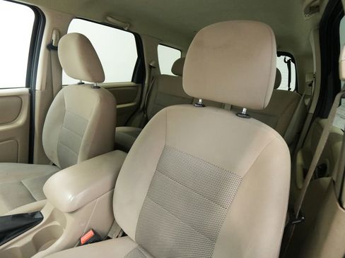 Used 2007 Ford Escape XLT image 13