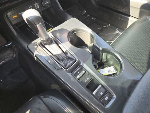 Used 2024 Honda Civic Touring image 16