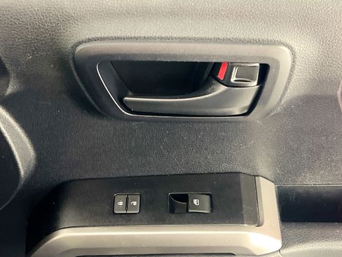 Used 2021 Toyota Tacoma SR5 image 30