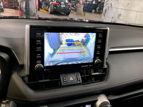 Used 2020 Toyota RAV4 TRD Off-Road image 27