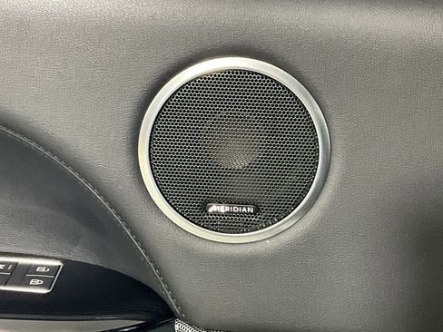 Used 2021 Land Rover Range Rover Sport HSE Silver Edition image 18