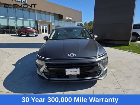 New 2026 Hyundai Sonata Blue FWD image 2