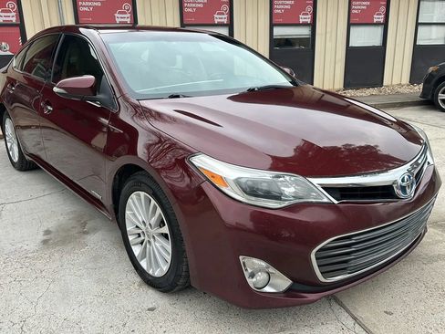 Used 2013 Toyota Avalon Limited image 7