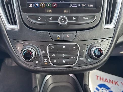 Used 2024 Chevrolet Malibu LT image 21