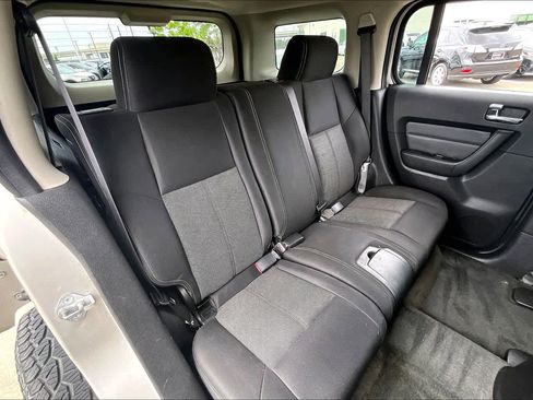 Used 2007 HUMMER H3 AWD/4WD image 17