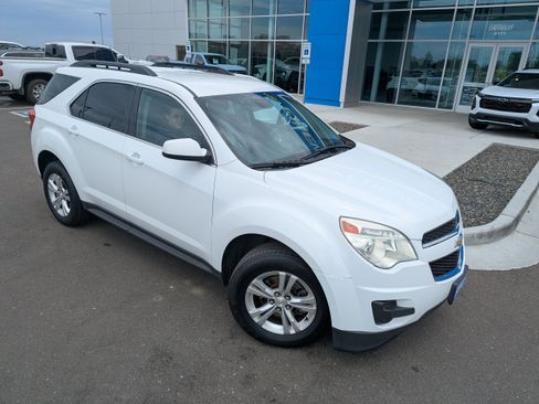 Used 2015 Chevrolet Equinox LT w/ Driver Convenience Package FWD image 4