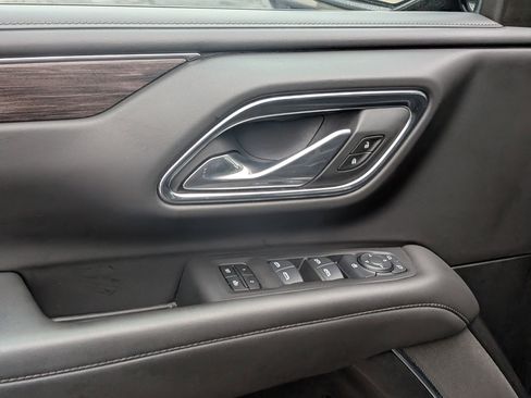 Used 2024 Chevrolet Tahoe LT image 15