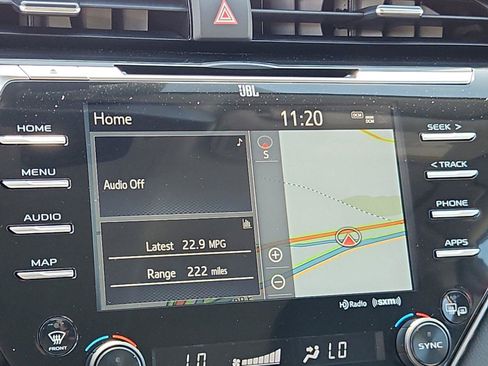Used 2019 Toyota Camry XLE w/ Navigation Package FWD image 21