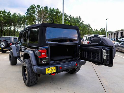 Used 2020 Jeep Wrangler Unlimited Rubicon AWD/4WD image 6