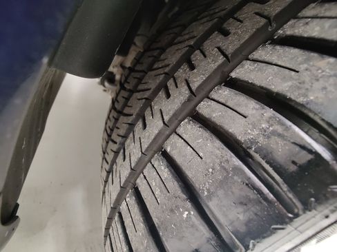 Used 2007 Chevrolet Corvette Convertible w/ Preferred Equipment Group image 12