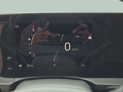 Used 2025 Buick Envista Sport Touring w/ Convenience I Package image 10