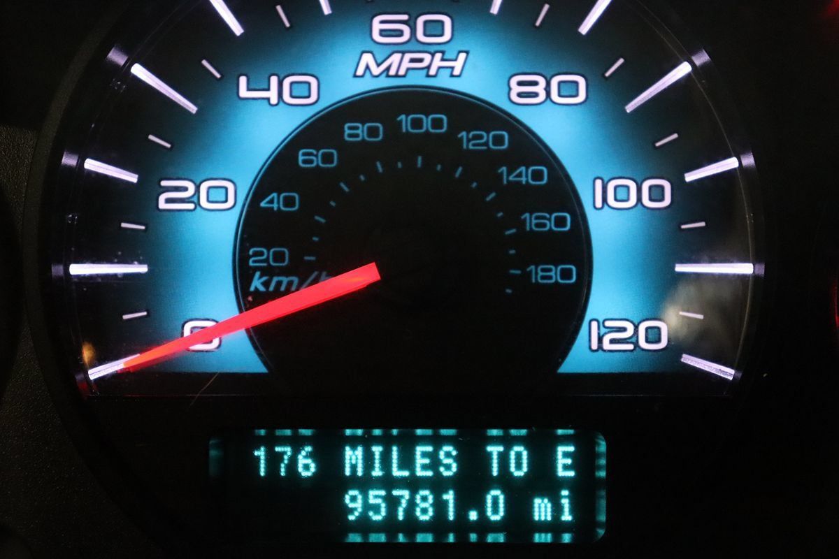 Used 2011 Ford Fusion SE w/ 201A Rapid Spec Order Code FWD image 36