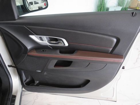 Used 2013 GMC Terrain SLT image 27