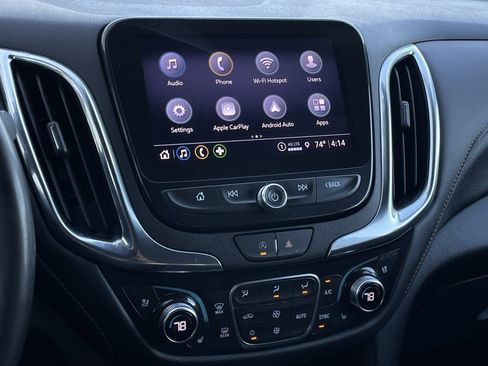 Used 2024 Chevrolet Equinox Premier image 17