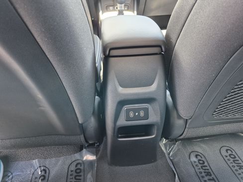 New 2026 Hyundai Venue SEL FWD image 16
