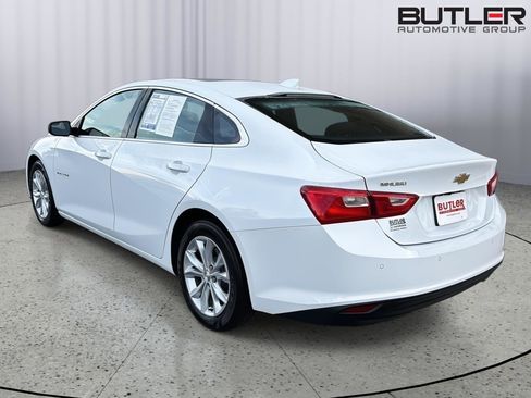 Used 2024 Chevrolet Malibu LT image 3