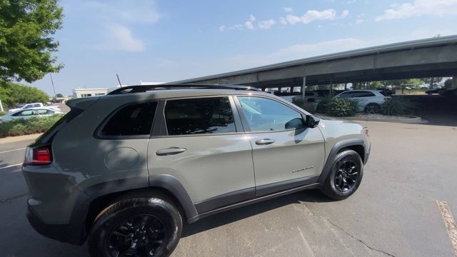 Used 2022 Jeep Cherokee Trailhawk w/ Sound & Nav Group AWD/4WD image 9