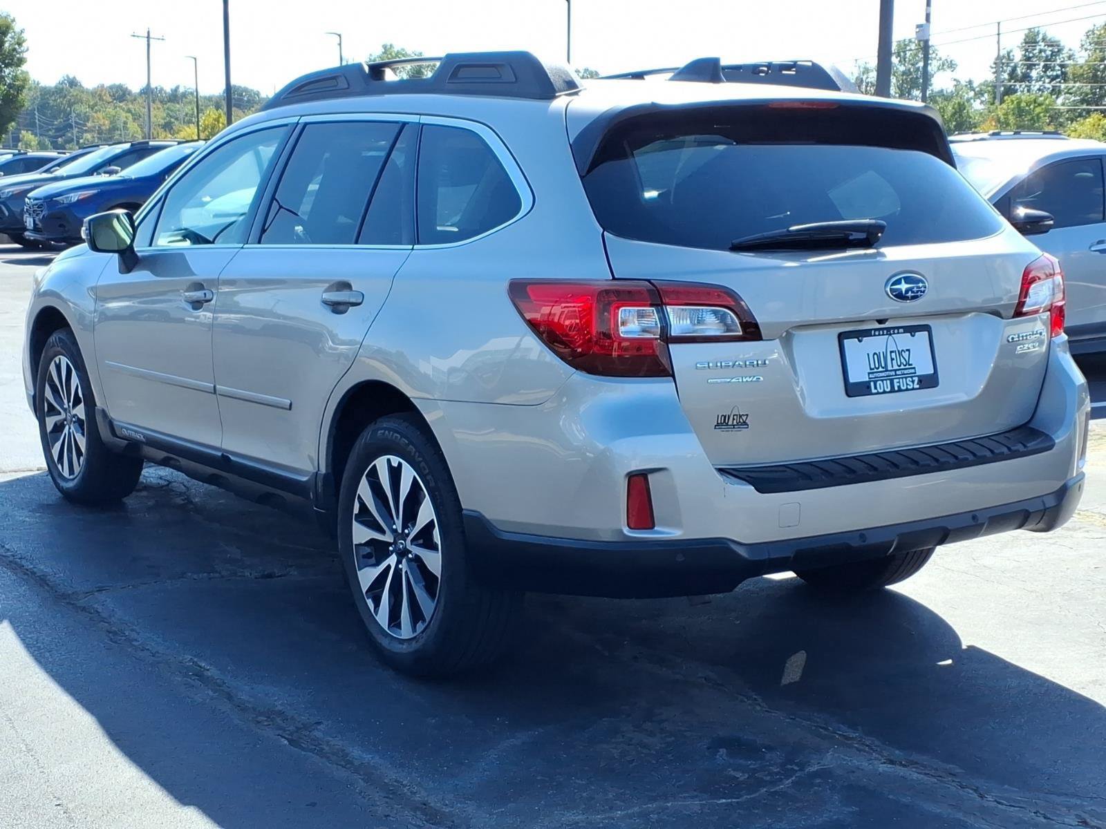Used 2017 Subaru Outback 2.5i Limited AWD/4WD image 5