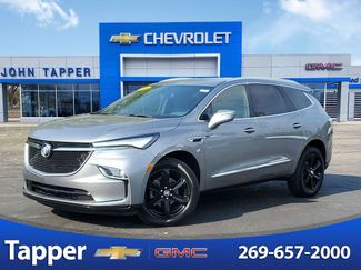 Used 2023 Buick Enclave Essence w/ Sport Touring Edition AWD/4WD video 1
