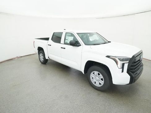 New 2026 Toyota Tundra SR image 13
