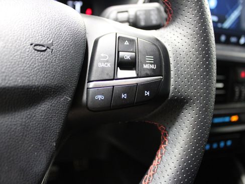 Used 2024 Ford Escape ST-Line w/ Tech Pack #1 FWD image 11