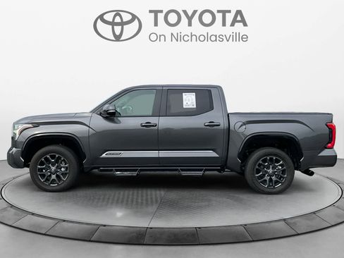 Used 2025 Toyota Tundra Platinum AWD/4WD image 3